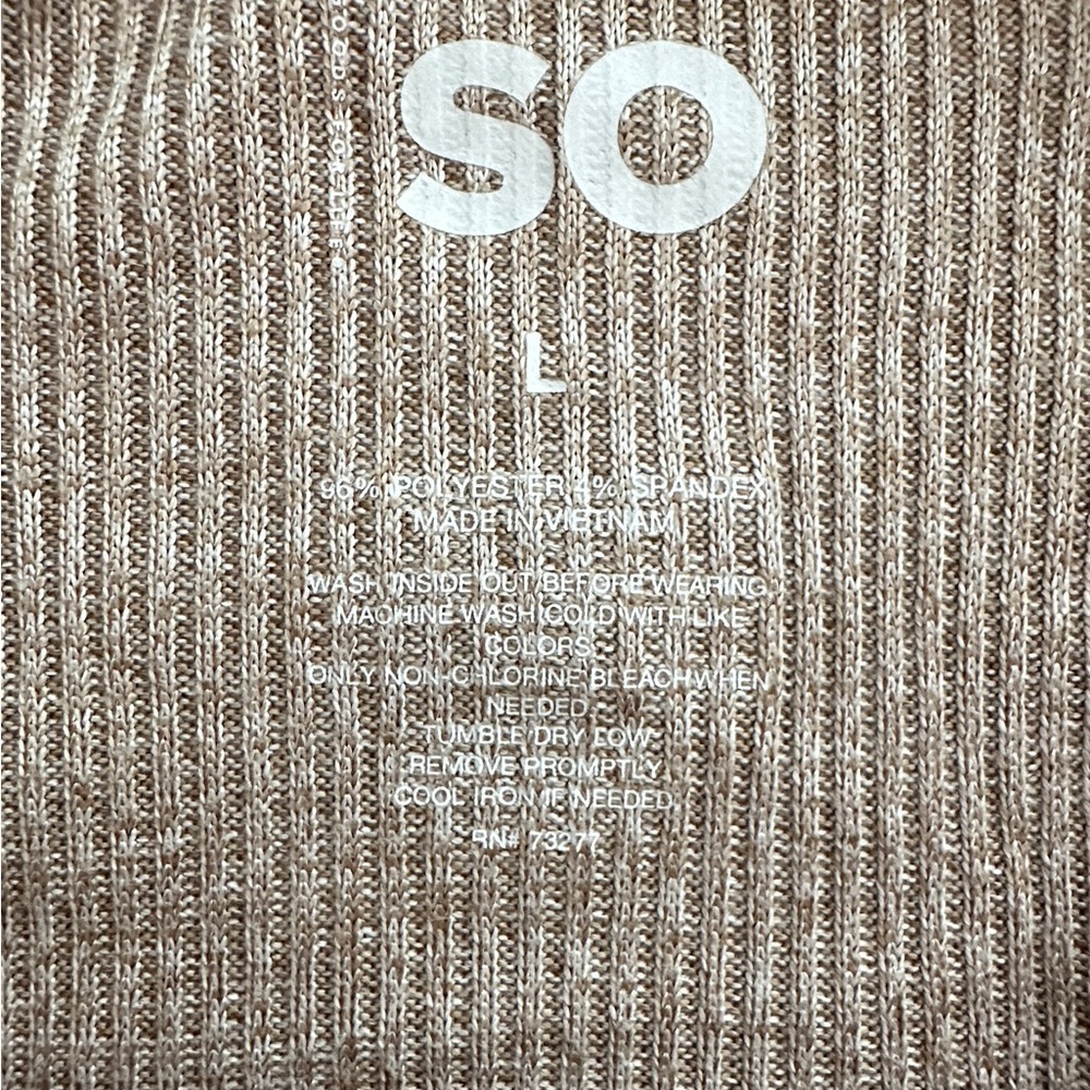 Super Soft Waffle Knit Top by SO Size Large
Lightweight business Casual Warm - Picture 6 of 6